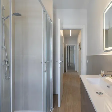 Апартаменти Viareggio-elegant Flat Free-parking Sea 900 Mt