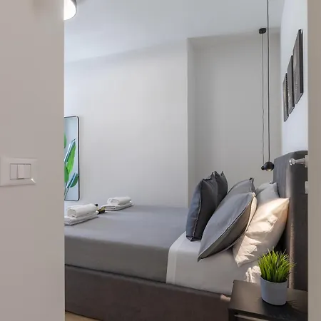 Апартаменти Viareggio-elegant Flat Free-parking Sea 900 Mt