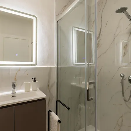 Viareggio-elegant Flat Free-parking Sea 900 Mt Апартаменти *