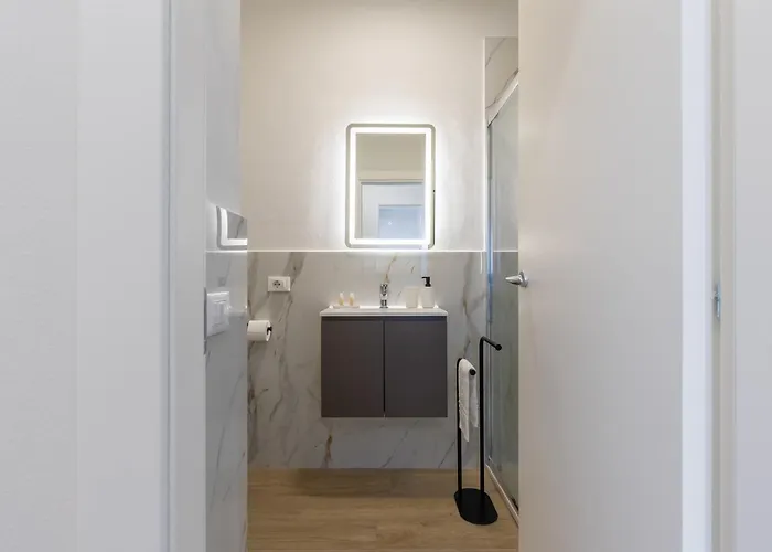 Viareggio-elegant Flat Free-parking Sea 900 Mt Βιαρέτζιο