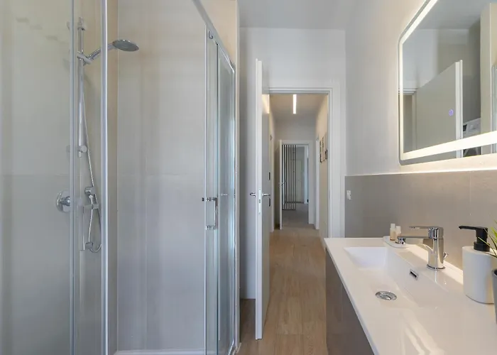 Διαμέρισμα Viareggio-elegant Flat Free-parking Sea 900 Mt