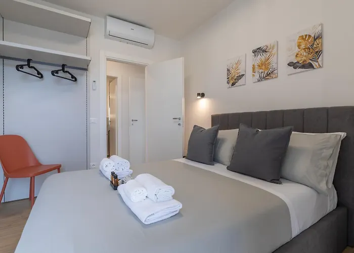 Viareggio-elegant Flat Free-parking Sea 900 Mt Βιαρέτζιο