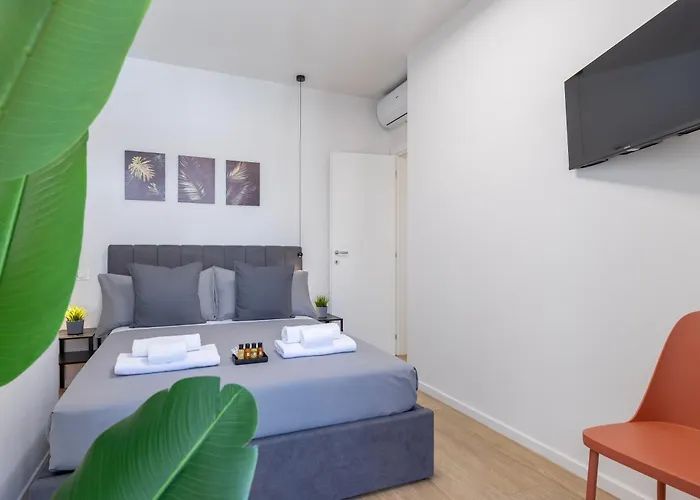 Διαμέρισμα Viareggio-elegant Flat Free-parking Sea 900 Mt