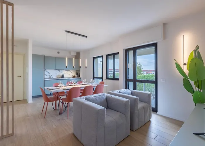 Διαμέρισμα Viareggio-elegant Flat Free-parking Sea 900 Mt *