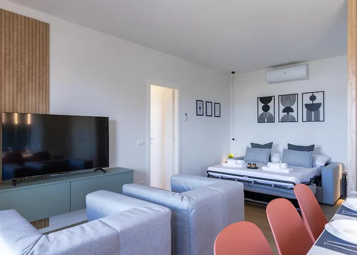 Διαμέρισμα Viareggio-elegant Flat Free-parking Sea 900 Mt *