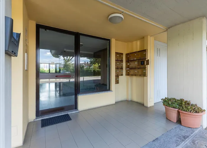 Viareggio-elegant Flat Free-parking Sea 900 Mt Βιαρέτζιο