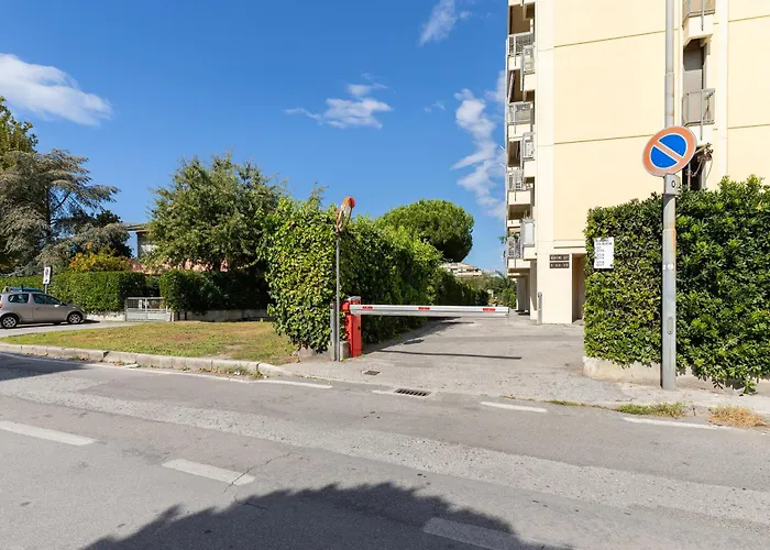 Viareggio-elegant Flat Free-parking Sea 900 Mt * Βιαρέτζιο